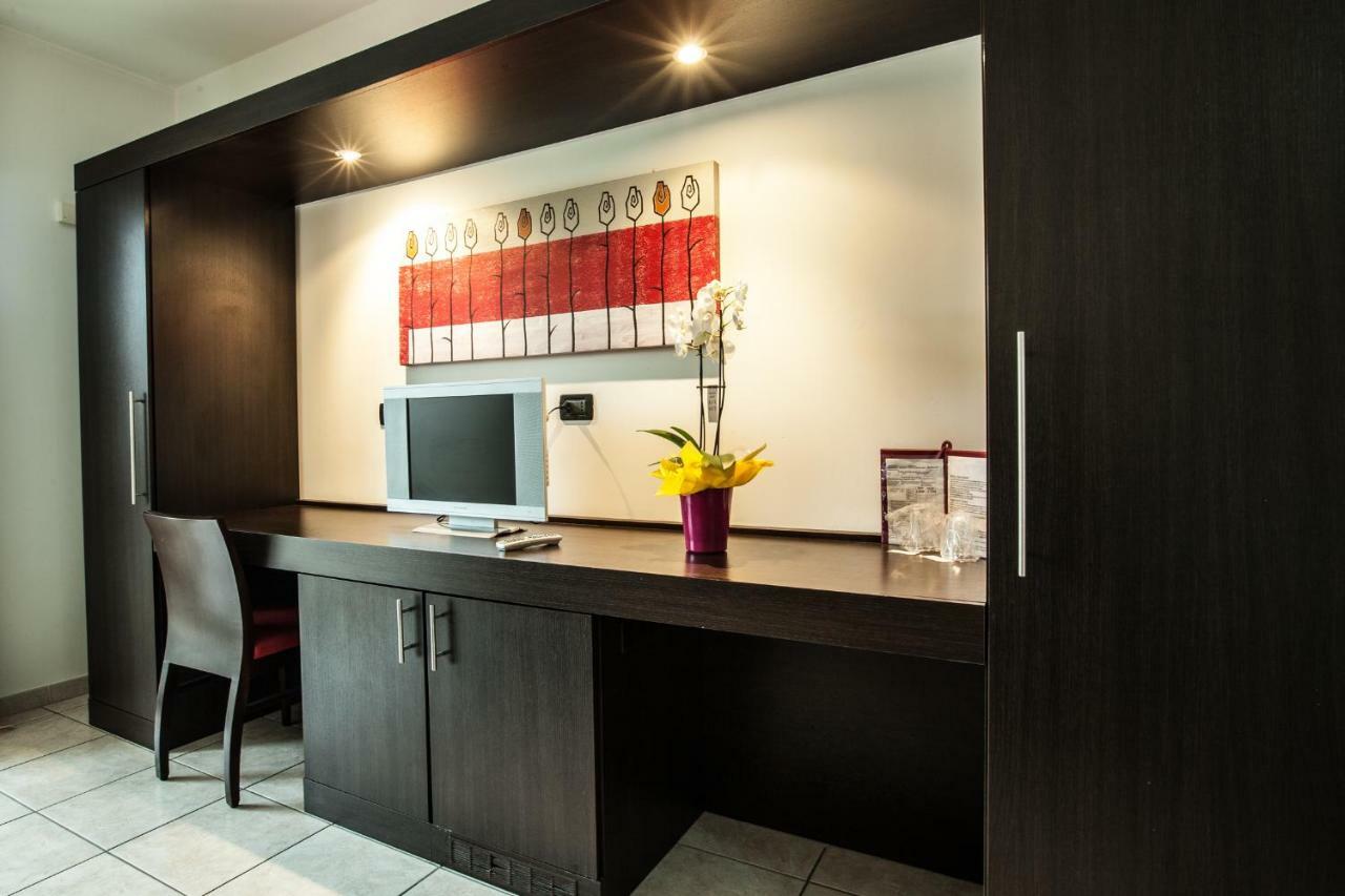 Hotel Davide Rivoli  Ngoại thất bức ảnh