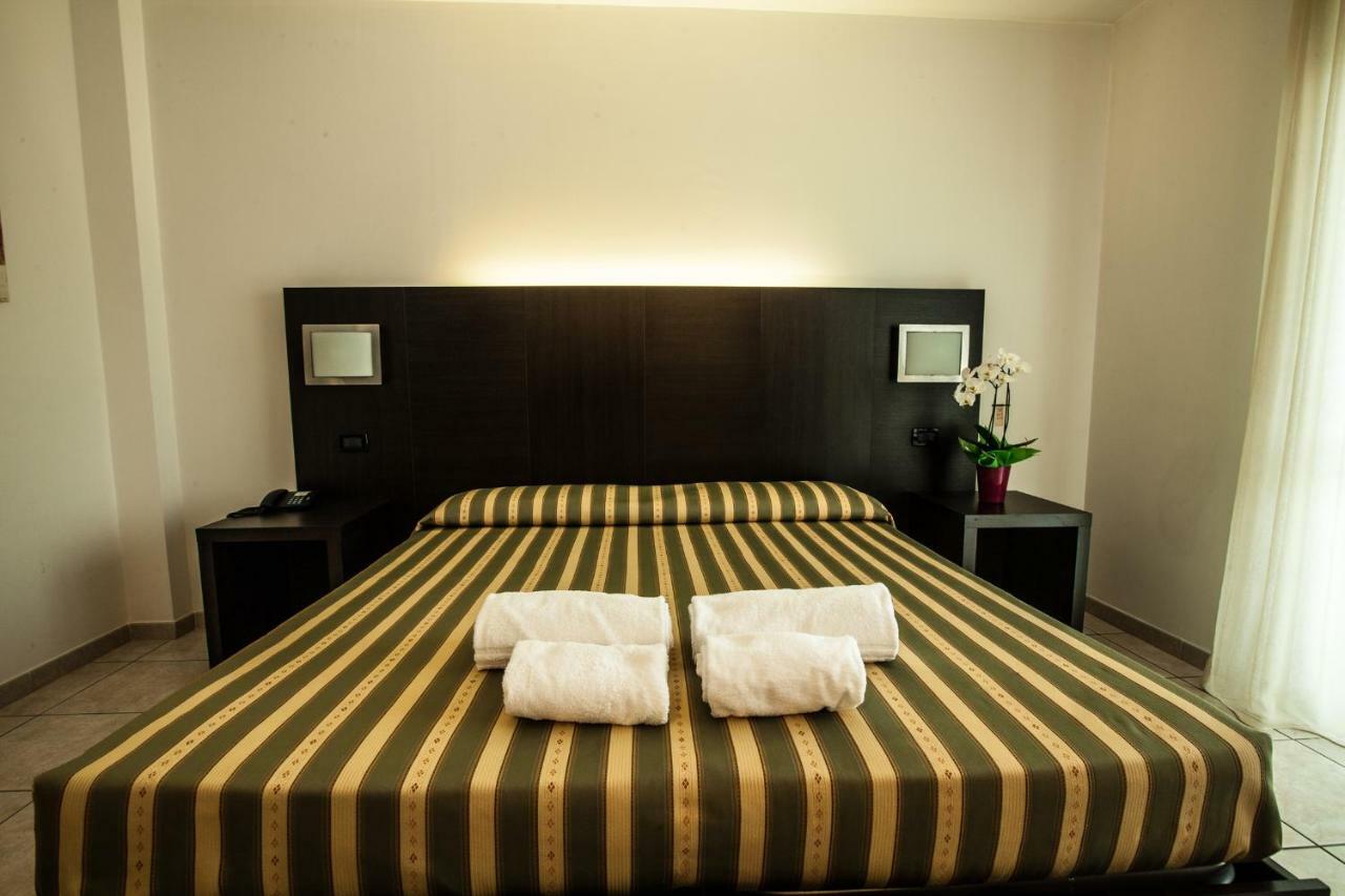Hotel Davide Rivoli  Ngoại thất bức ảnh