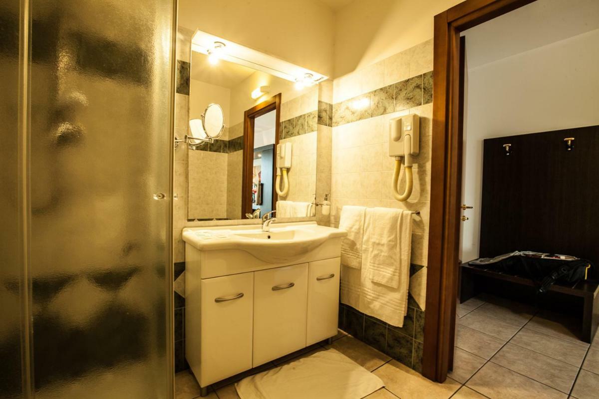 Hotel Davide Rivoli  Ngoại thất bức ảnh